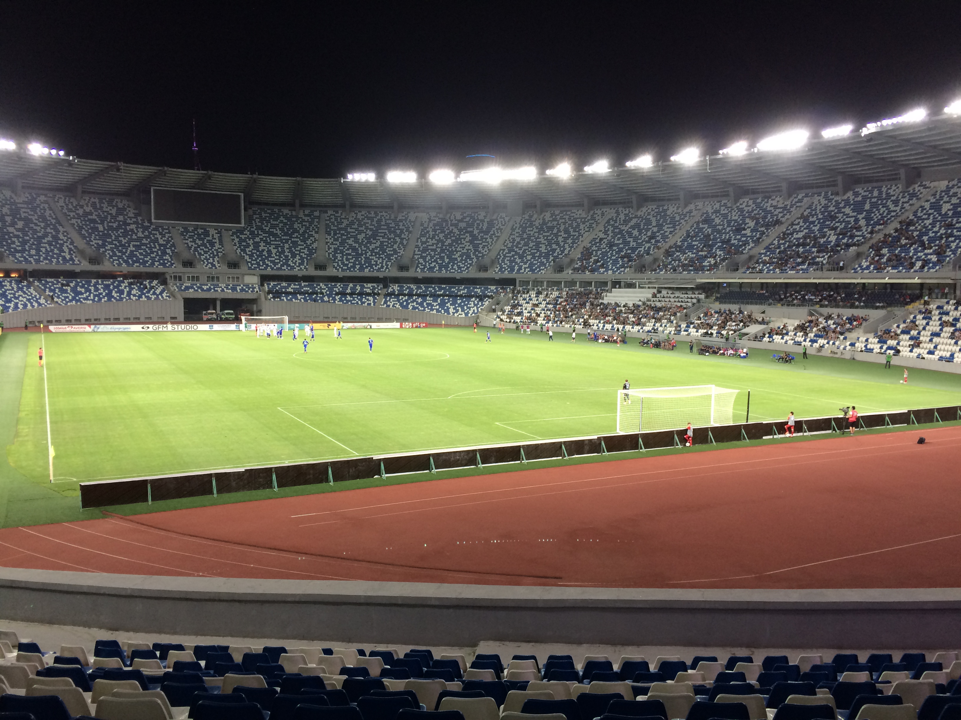 Boris Paichadze Dinamo Arena, Tiflis’te bulunan Gürcistan ulusal futbol stadyumu