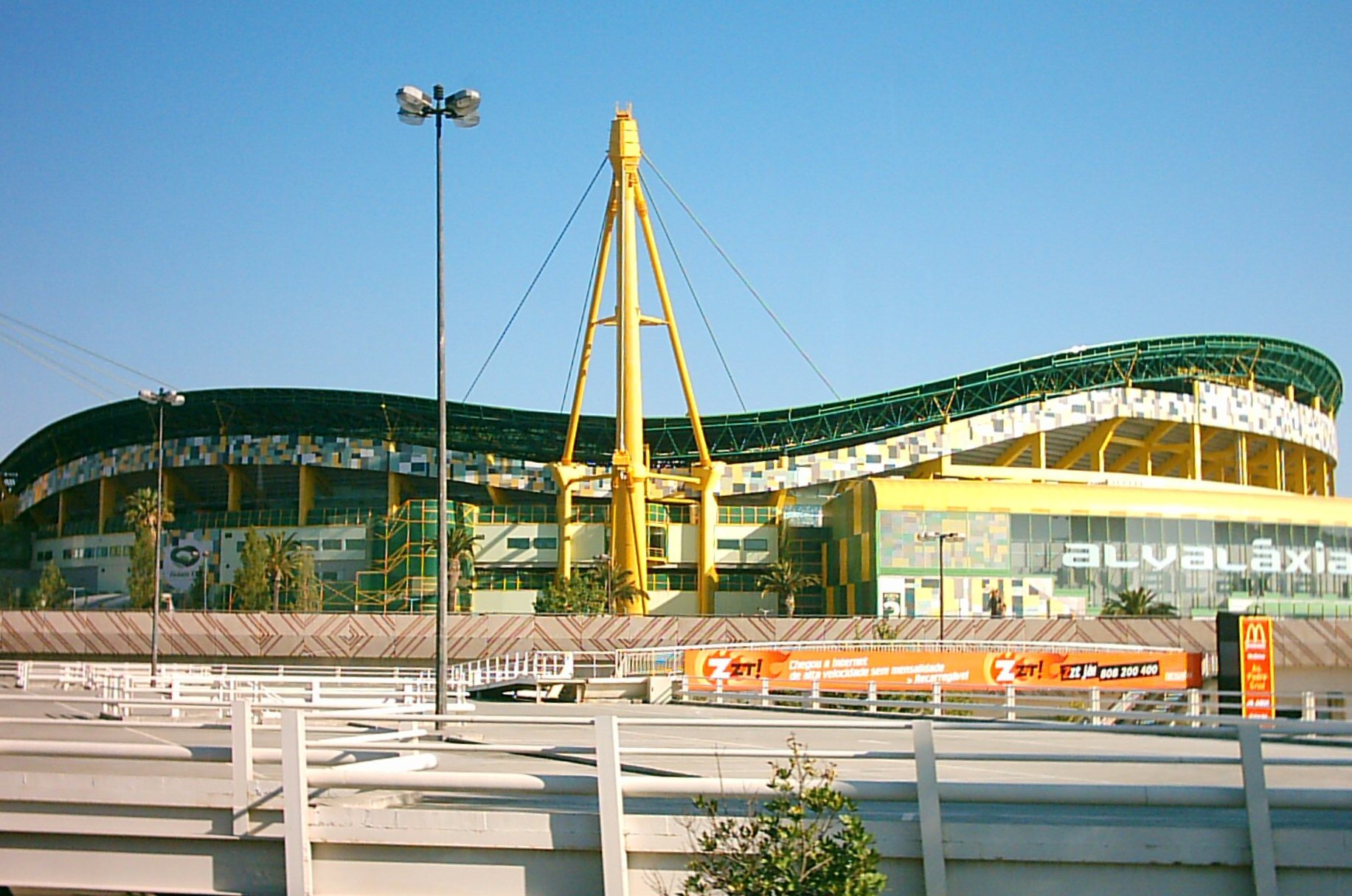 Estádio José Alvalade, Sporting CP’nin iç saha maçlarına ev sahipliği yapan futbol stadyumu